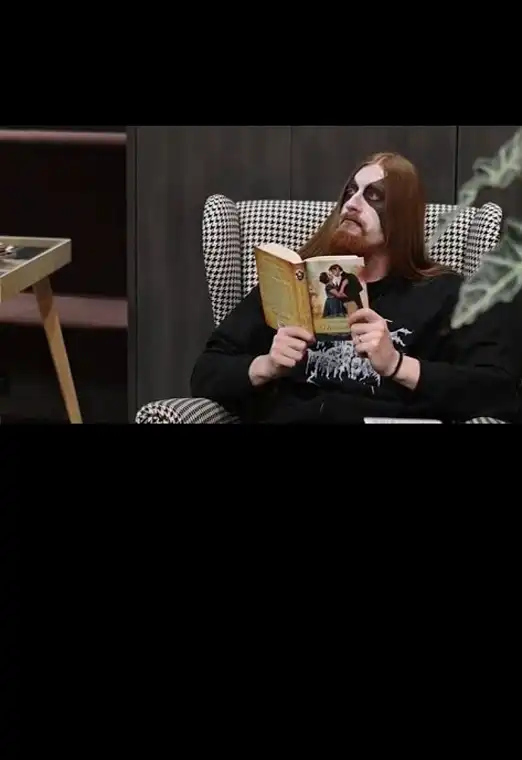 Cikendeles - Don't judge a book by its cover!